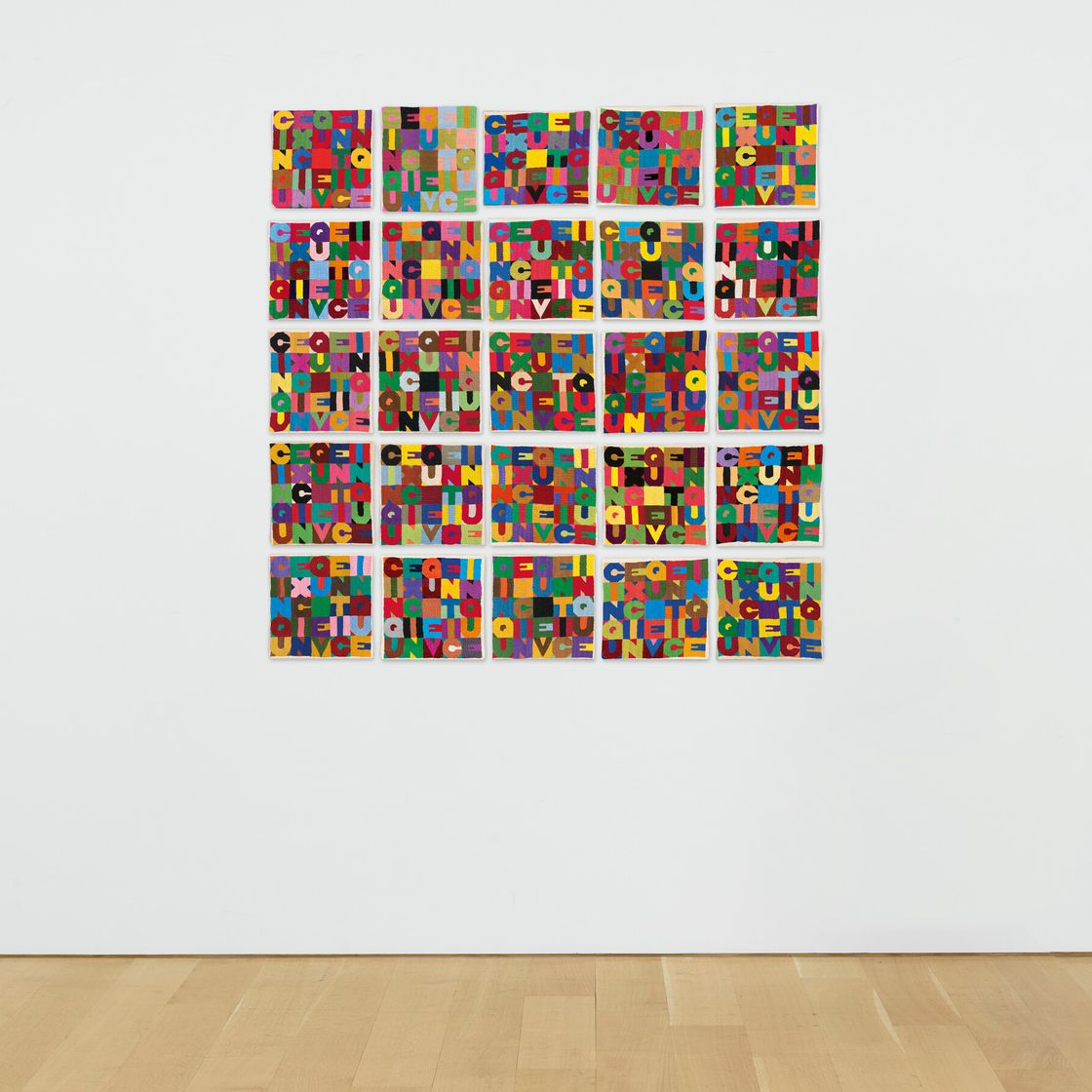 Alighiero Boetti — Cinque x cinque venticinque (пять раз по пятьсот двадцать пять), изображение 3