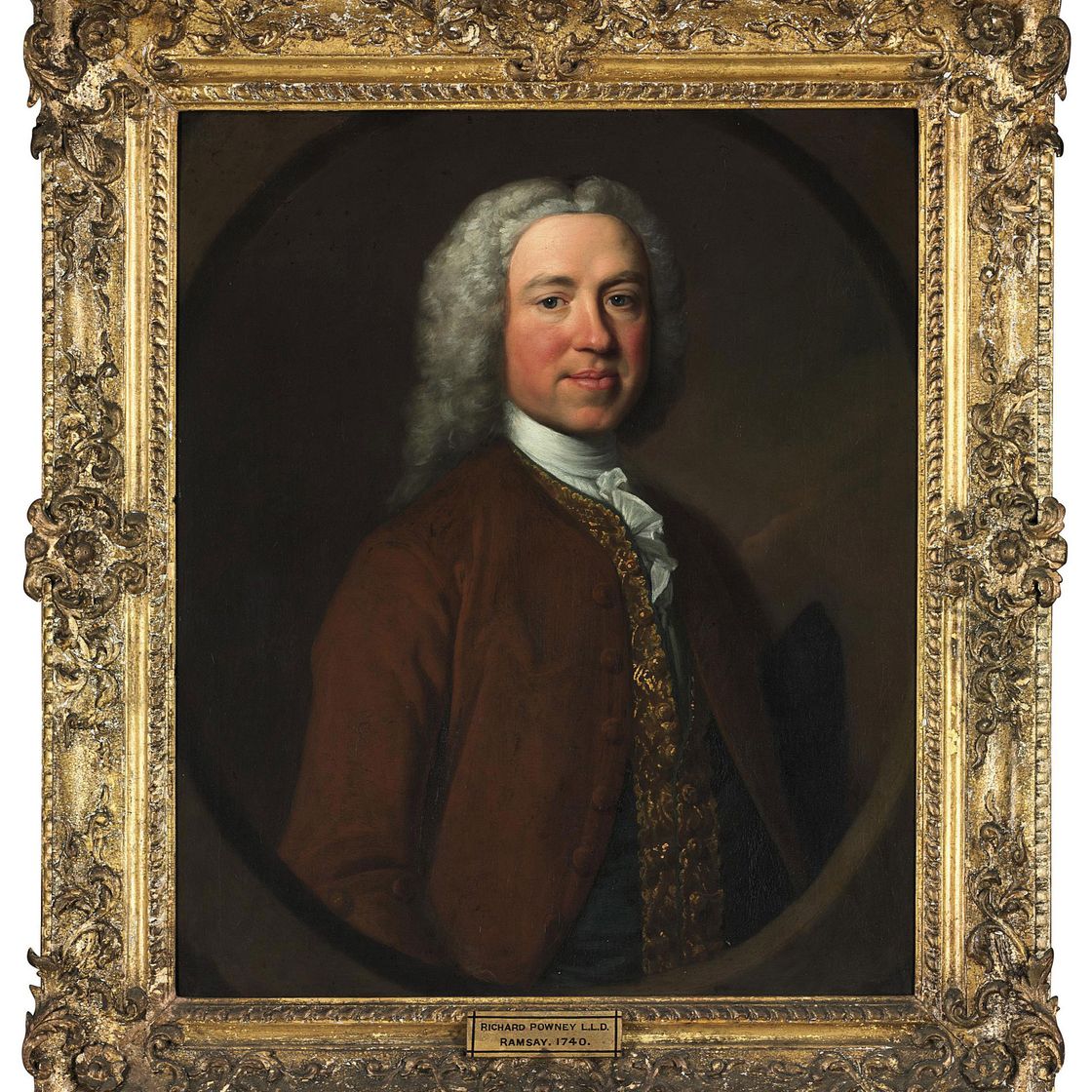 Allan Ramsay — Портрет Ричарда Пауни, д.к.л. (1702 г. до н. э.), в полный рост, в коричневом сюртуке, жилете с золотым шитьем и белом шарфе, с треуголкой под мышкой, в скульптурном картуше.