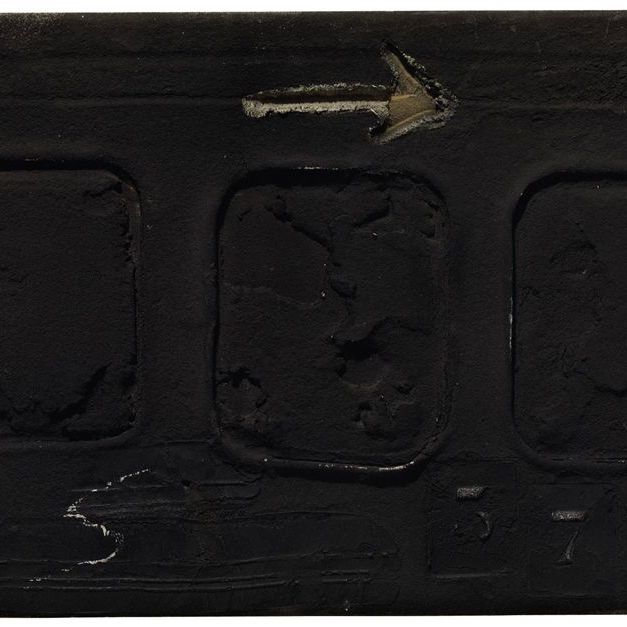 Antoni Tàpies — Три прямоугольника