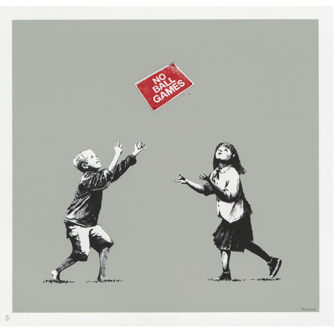 Banksy — Никаких игр с мячом (серый)