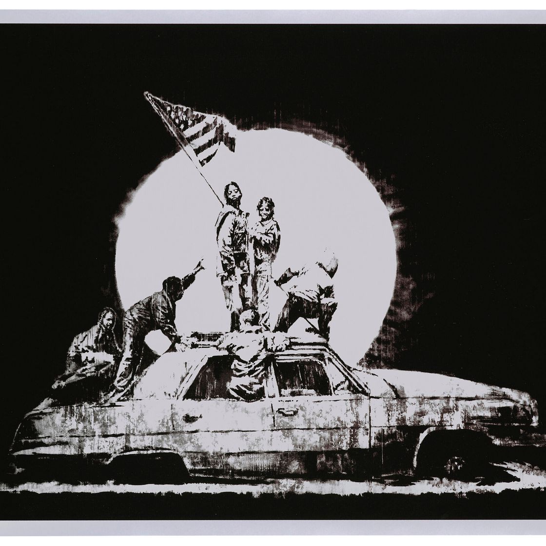 Banksy — Флаг (серебристый)