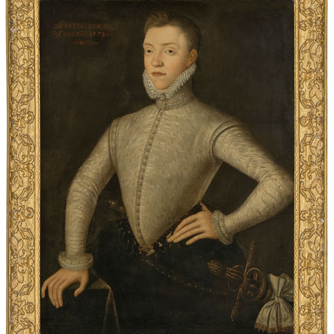 Charles White — Портрет Чарльза Стюарта, 5-го графа Леннокса (ок. 1556-1576), в три четверти роста, в белом камзоле с разрезом и черных бриджах, изображение 1