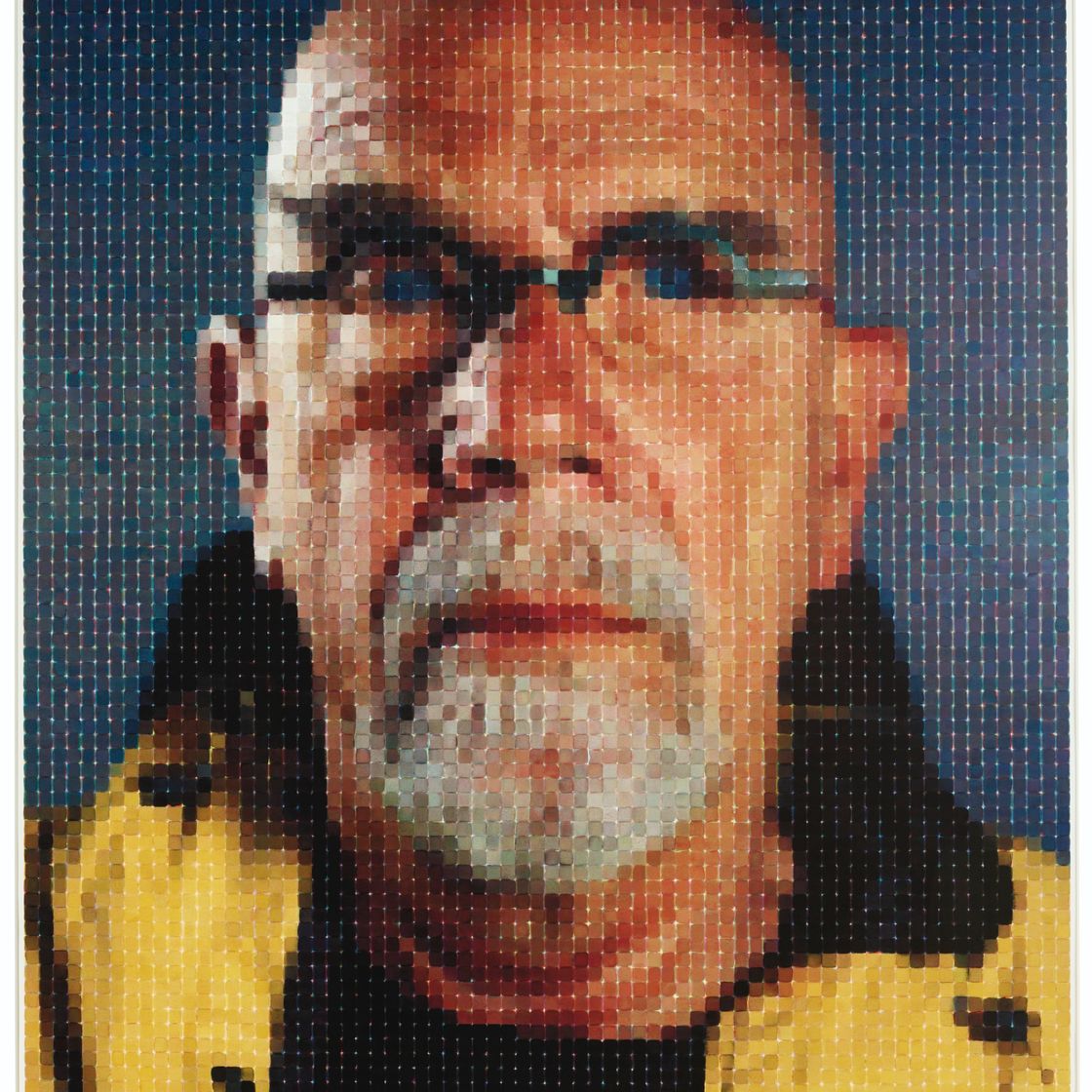 Chuck Close — Автопортрет (желтый плащ)