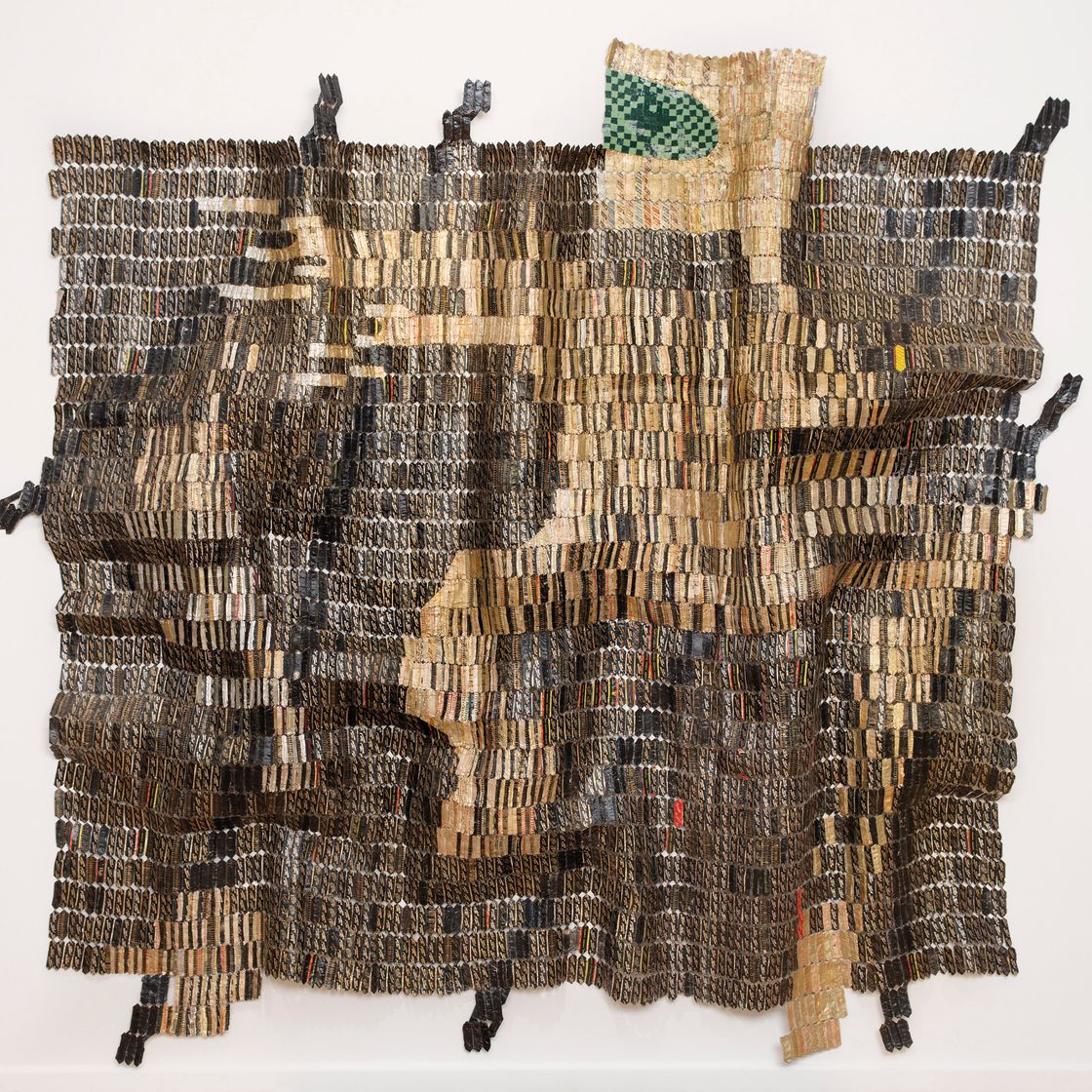 El Anatsui — Воин