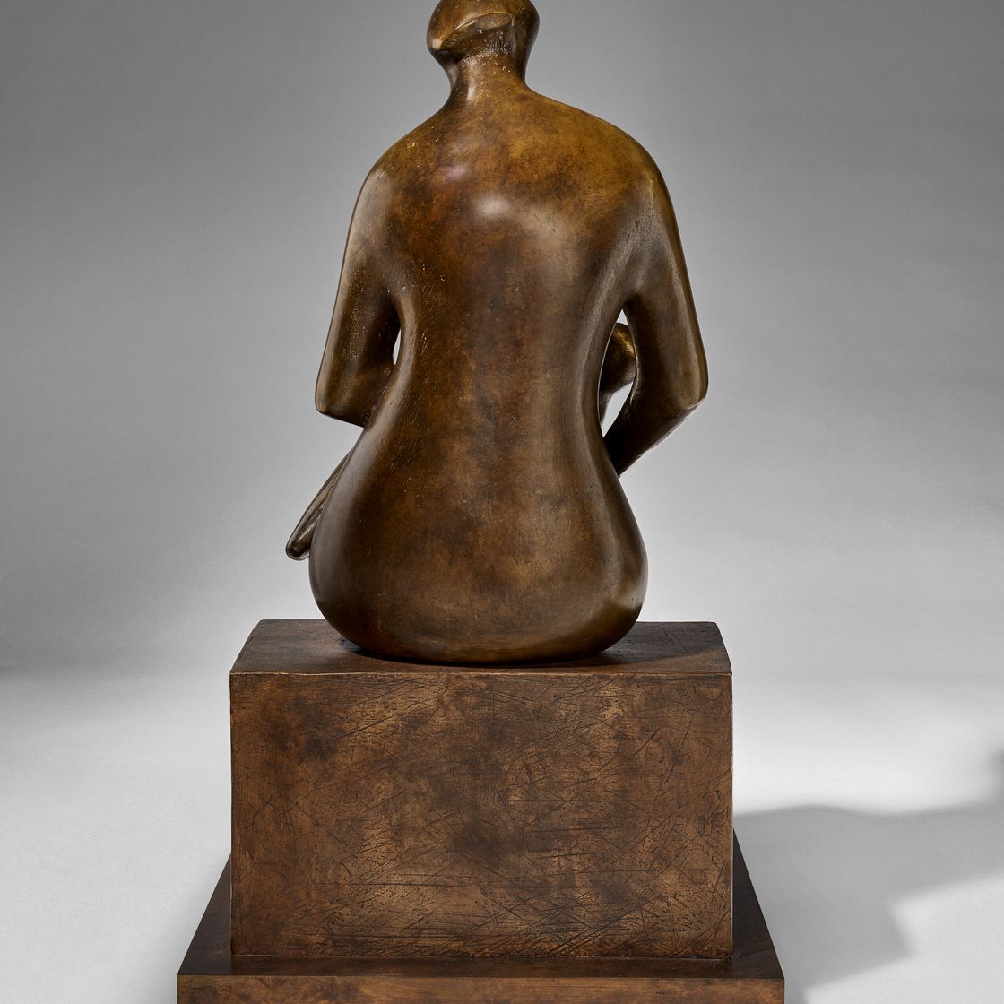 Henry Moore — Мать с ребенком на коленях, изображение 5