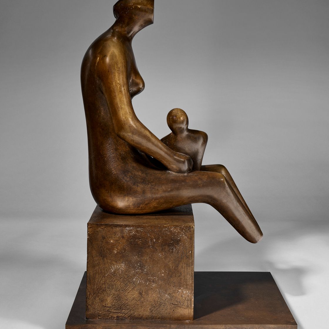 Henry Moore — Мать с ребенком на коленях, изображение 7