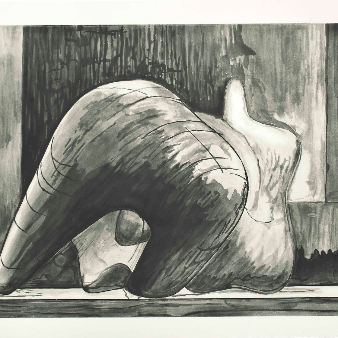 Henry Moore — Каменная лежащая фигура на фоне архитектуры