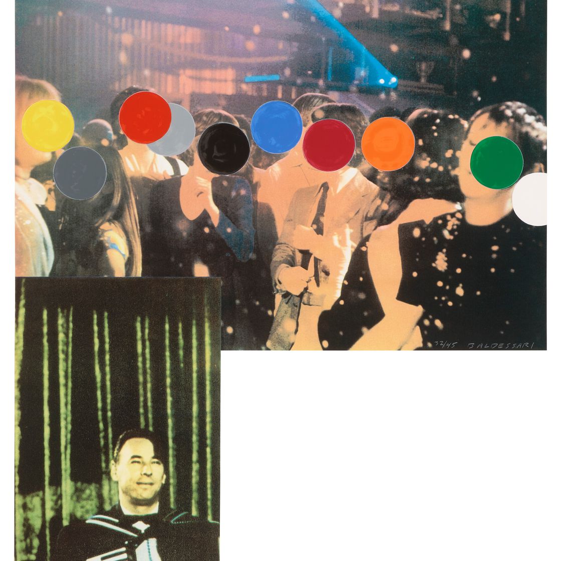 John Baldessari — Аккордеонист (с публикой), от: Валторниста, Квадратной Голубой Луны и других предметов