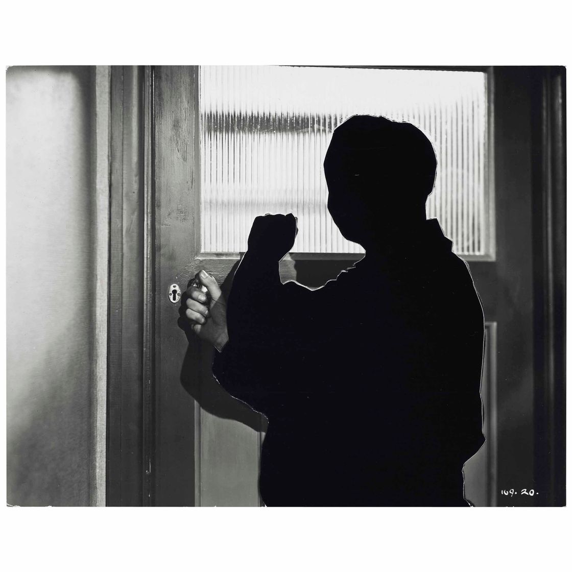 John Stezaker — Стучать