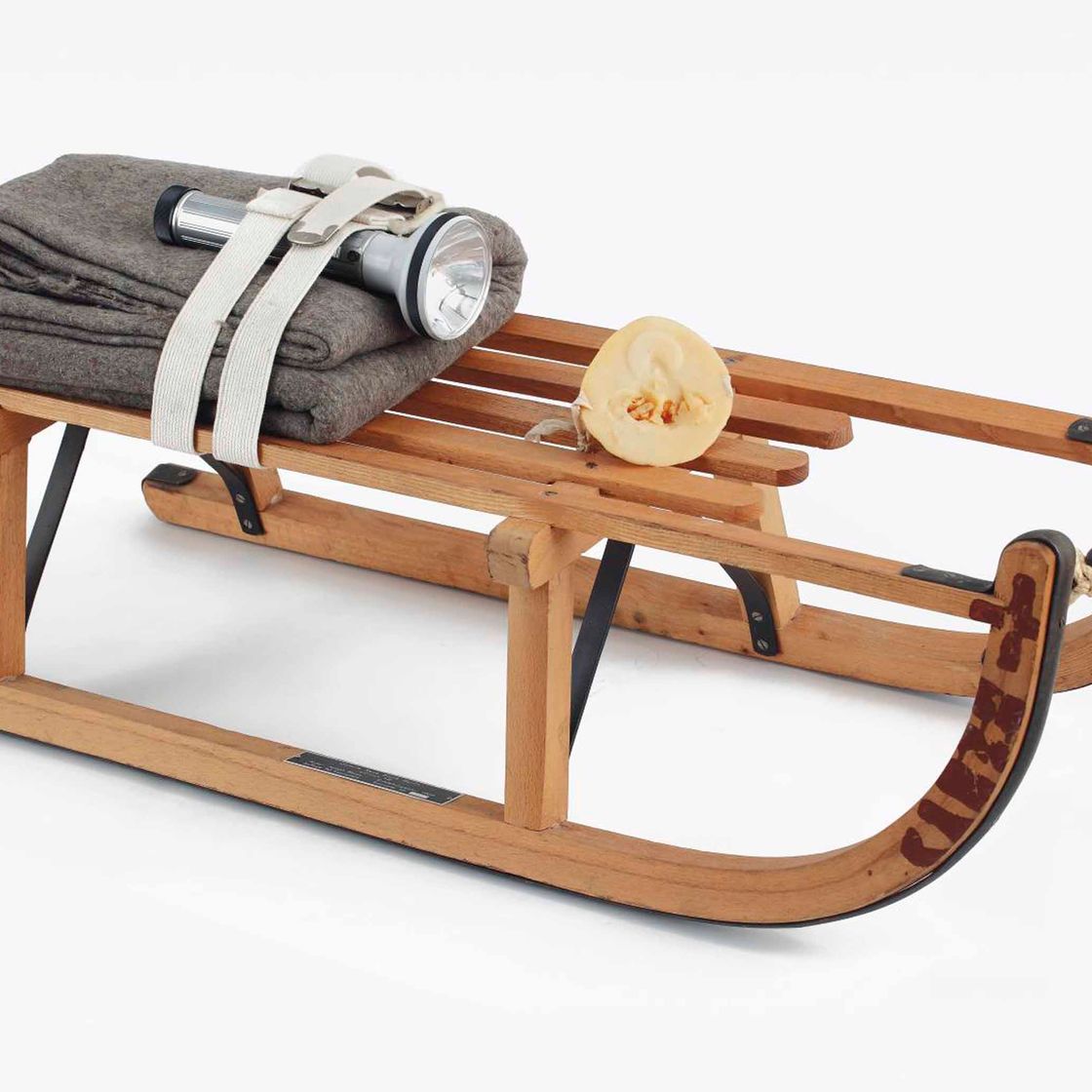 Joseph Beuys — Шлиттен (сани) (Шеллман, 12)
