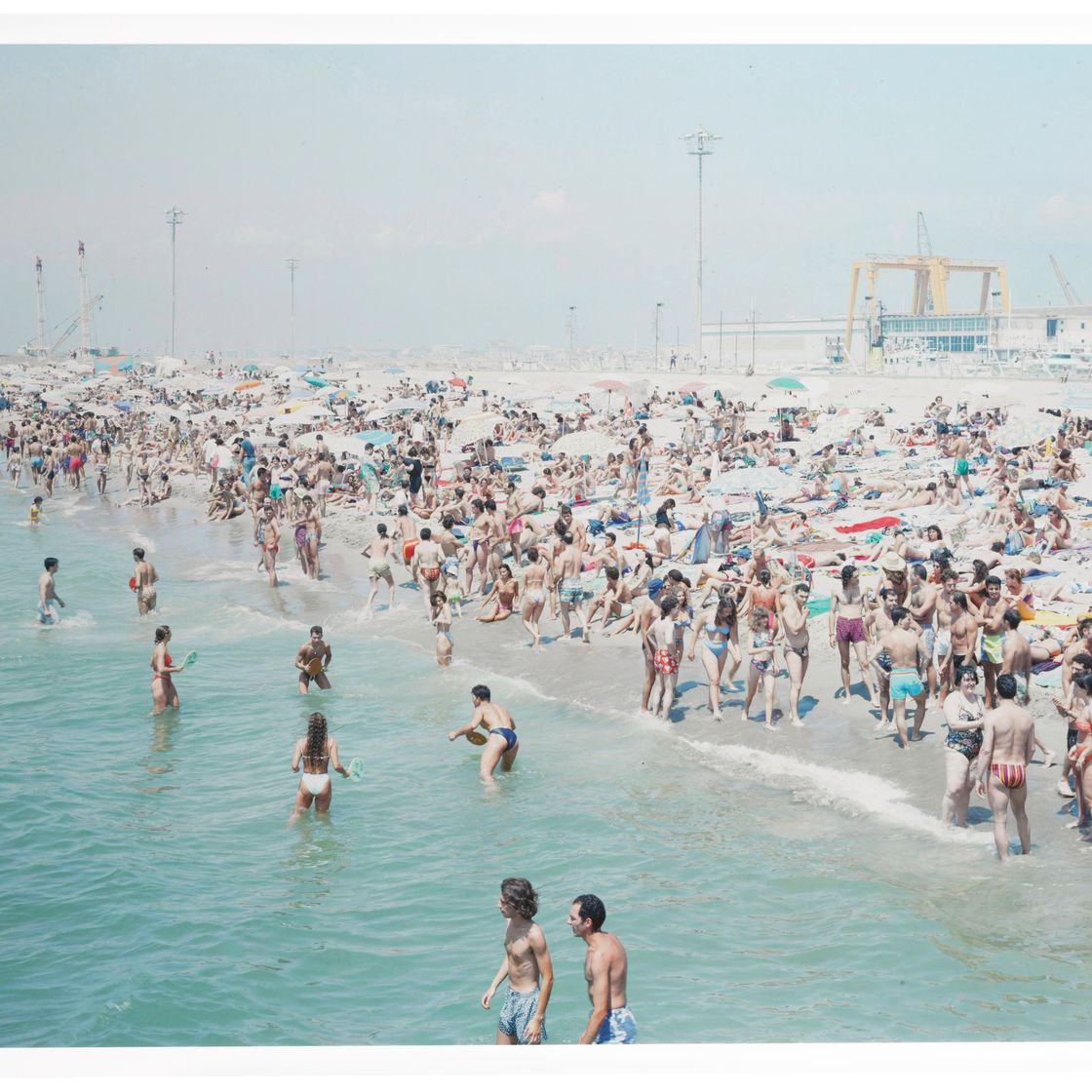 Massimo Vitali — Солнце Виареджо, из коллекции пейзажей и фигур