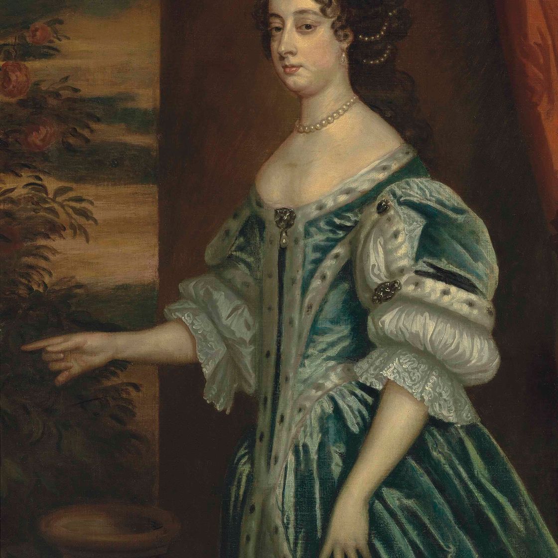 Peter Lely — Портрет Барбары Вильерс, графини Каслмейн, 1-й герцогини Кливлендской (1640-1709), в три четверти роста, в голубом платье и жемчужном ожерелье, на фоне задрапированного занавеса
