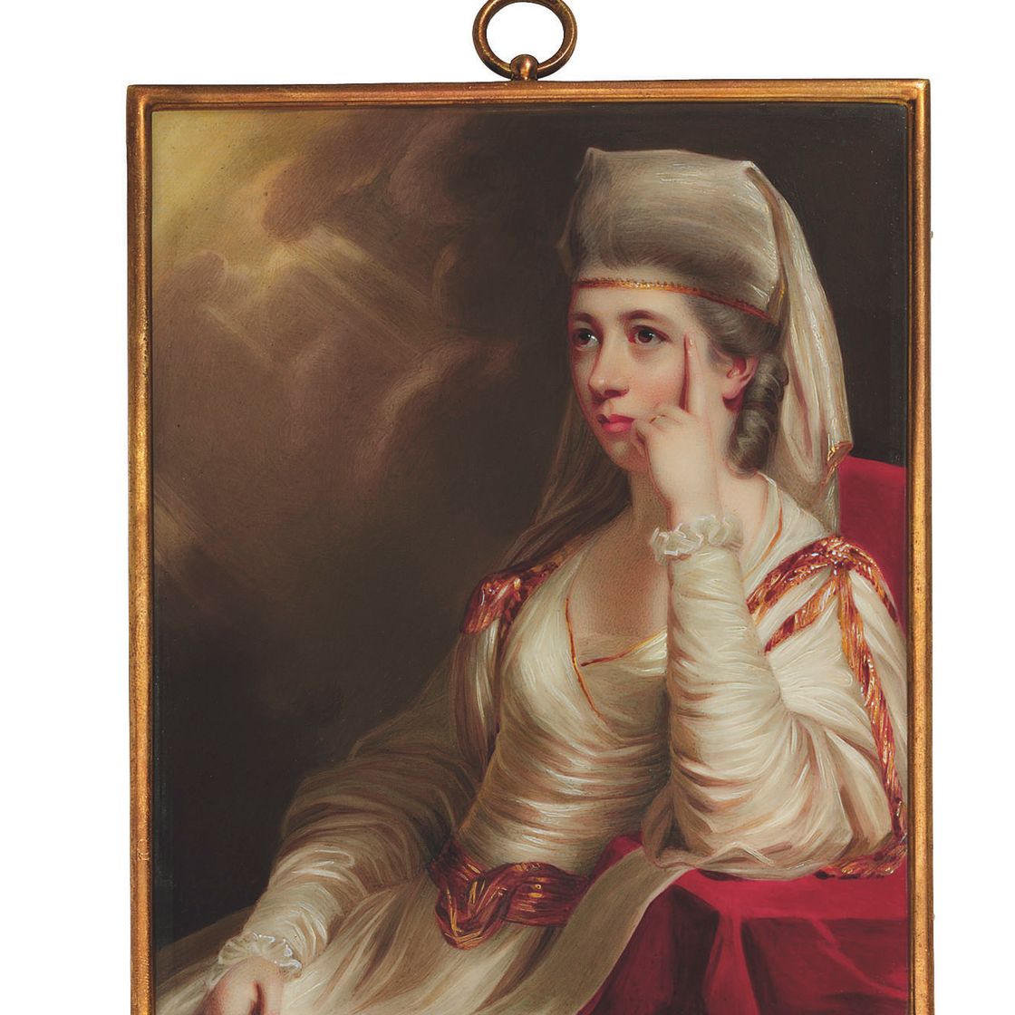 Sir Joshua Reynolds — Маргарет Джорджиана, графиня Спенсер, урожденная Пойнтц (1737-1814), сидит на стуле с красной драпировкой, прижав руку к щеке, в белом платье с золотой отделкой и газовом платке на напудренных волосах, уложенных локонами, на фоне грозового неба.