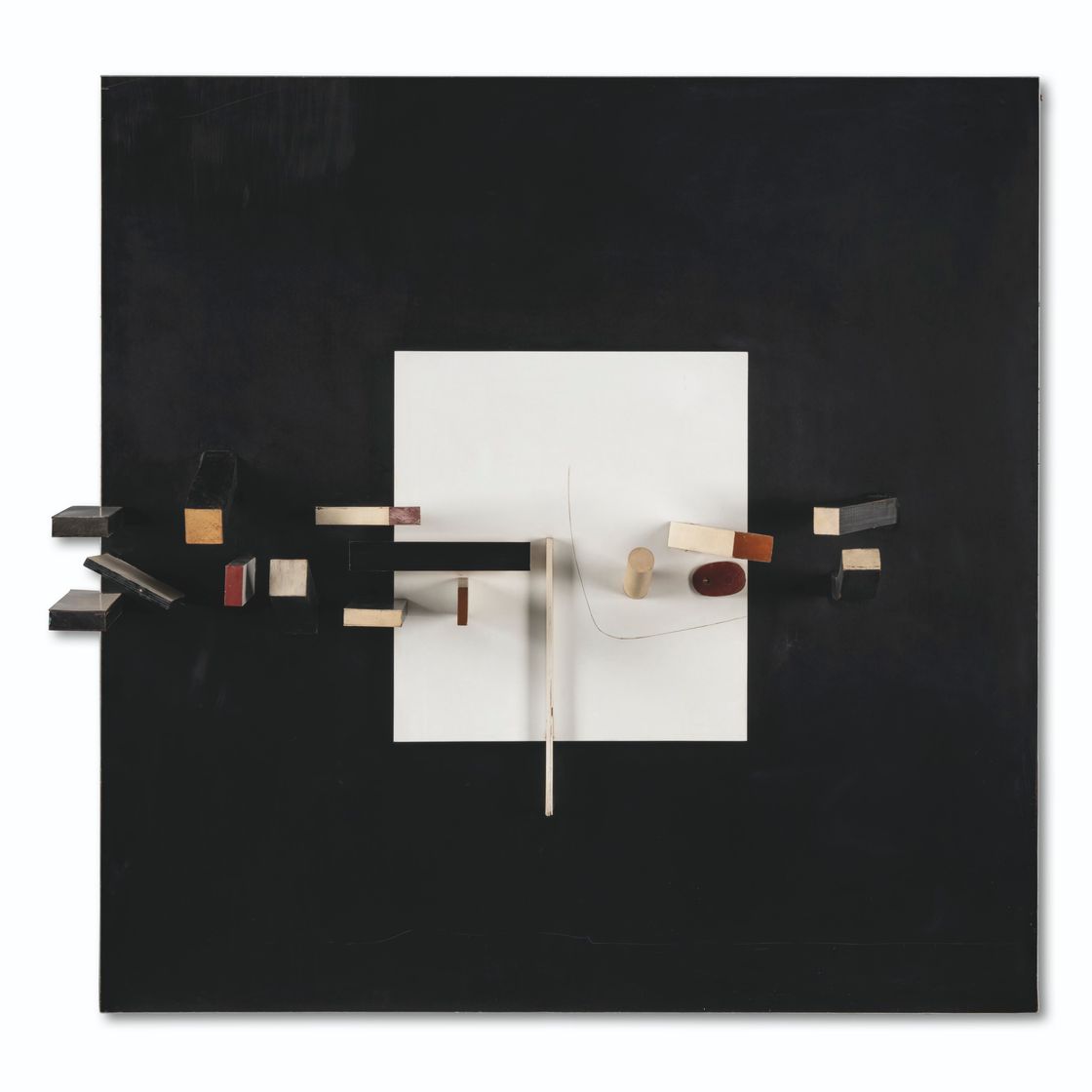Victor Pasmore — Абстрактные цвета: белый, черный, бордовый и кедр, изображение 4