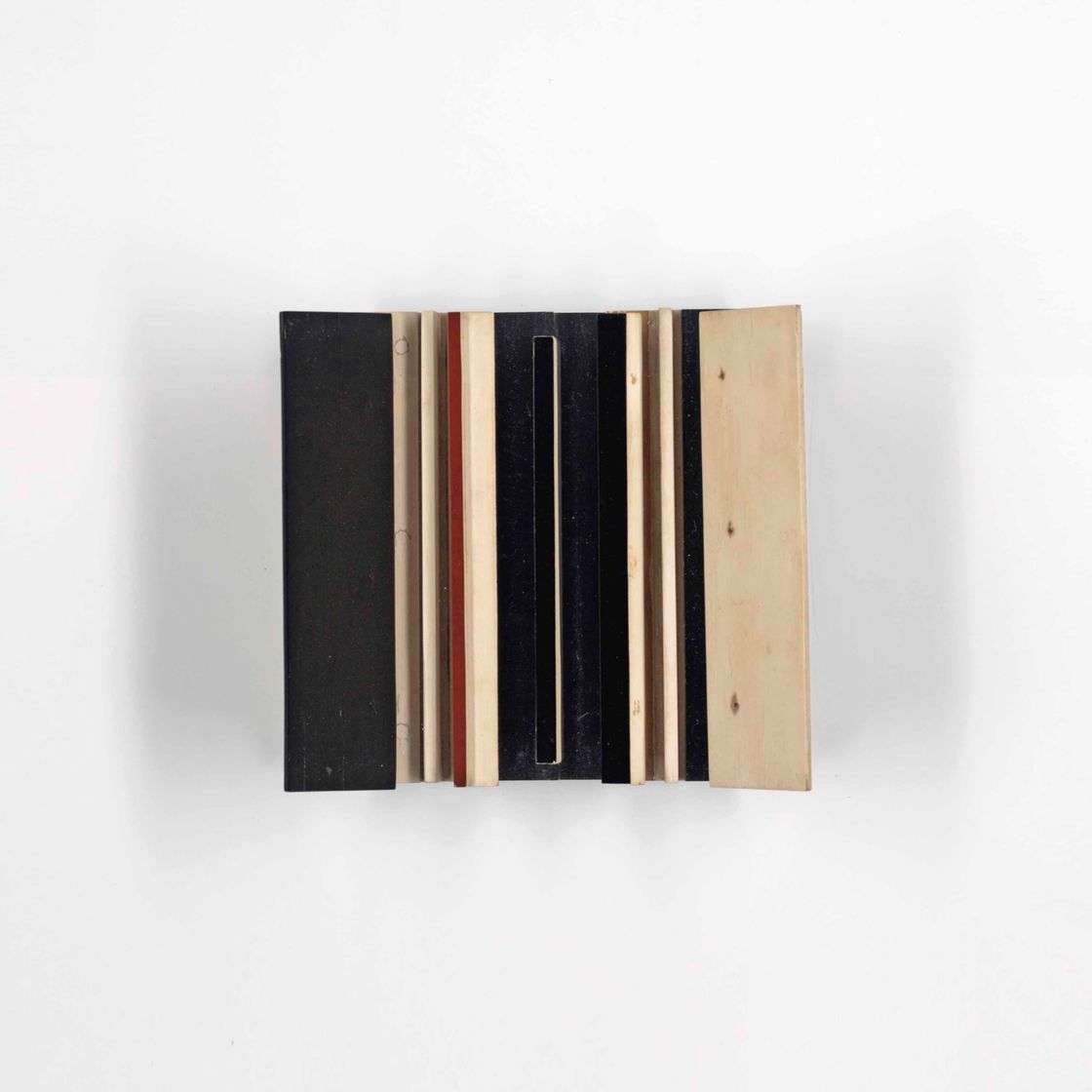 Victor Pasmore — Абстракция в черном, сером и белом цветах