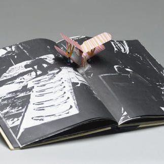Andy Warhol — Энди Уорхол, Указатель (книга) Энди Уорхола, Нью-Йорк, Random House, 1967 (не в издательстве F. & S.)