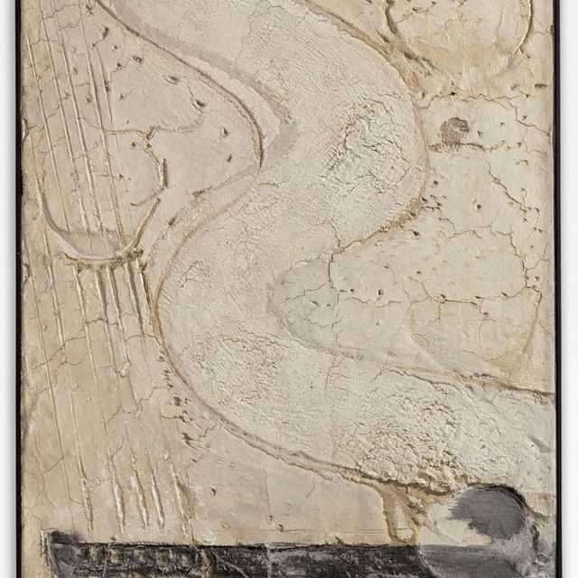 Antoni Tàpies — Цвет Cru amb tra - sinnu-s (кремовый с волнистой линией)