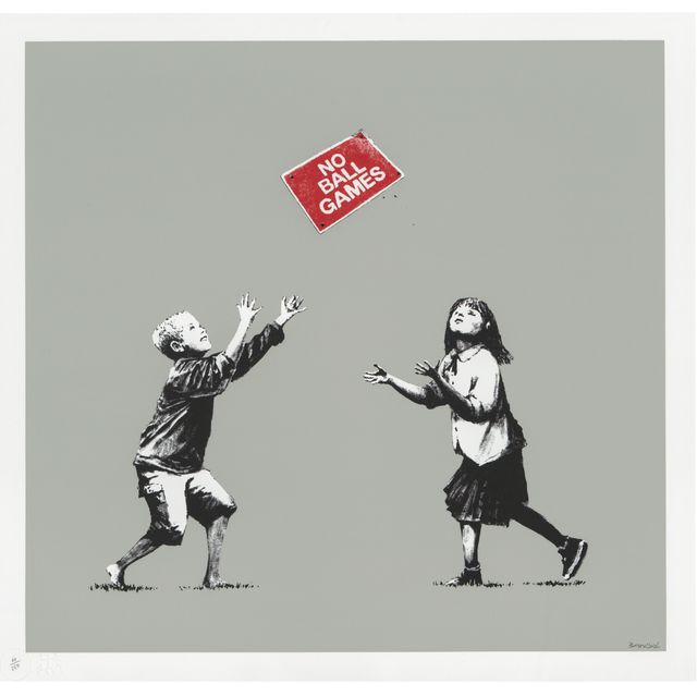 Banksy — Никаких игр с мячом (серый)