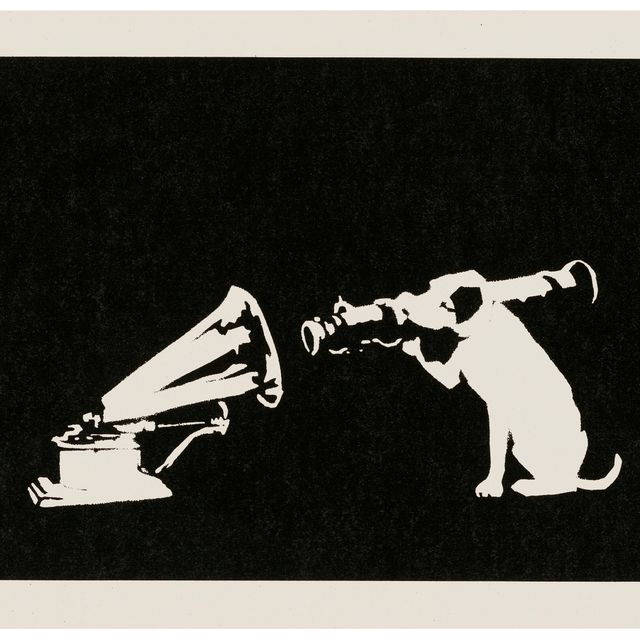 Banksy — Собака HMV