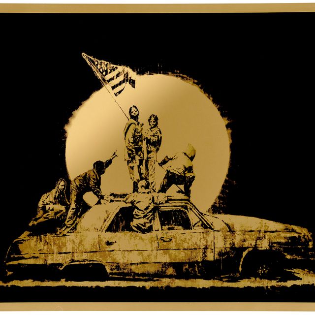 Banksy — Золотой флаг