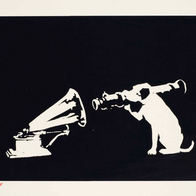 Banksy — Собака HMV