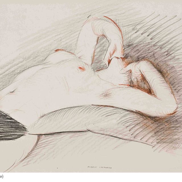 César — Новая коллекция женских бюстгальтеров на бретельках (спереди); Украшение из жемчуга (сзади)