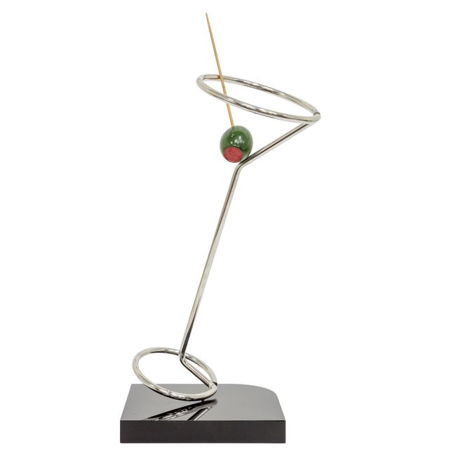 Claes Oldenburg — Опрокидывающийся неоновый коктейль