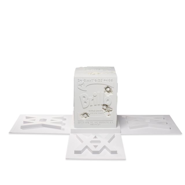 Daniel Arsham — Разрушенная коробка Брилло