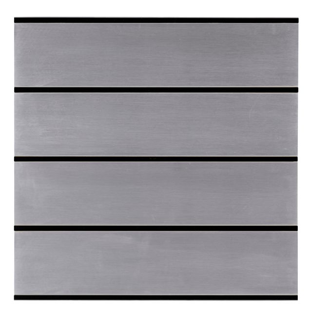 Donald Judd — Без названия