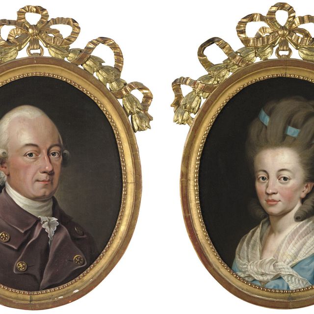 German School — Портрет Вольфганга Эрнста II, Фюрста цу Изенбург-Бирштайн (1745-1803), до пояса, в фиолетовом плаще; и портрет Эрнестрии, Фюрстины цу Изенбург-Бирштайн, принцессы Рейсс-Грейц (1756-1810), до груди, в синем платье.