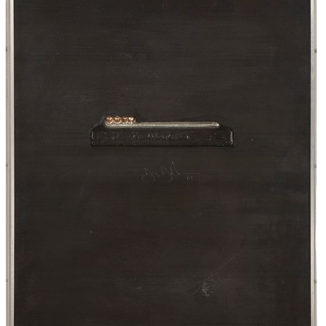 Jasper Johns — Критик улыбается со свинцовых рельефов