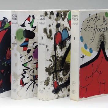Joan Miró — Жоан Миро литограф [Vols. I-IV], Барселона, Ediciones Polígrafa, S.A., 1972-1981 (M. 854-67, 1037-1049, 1112-1119 и 1255-1262; C. книги 160, 198, 230, 249).