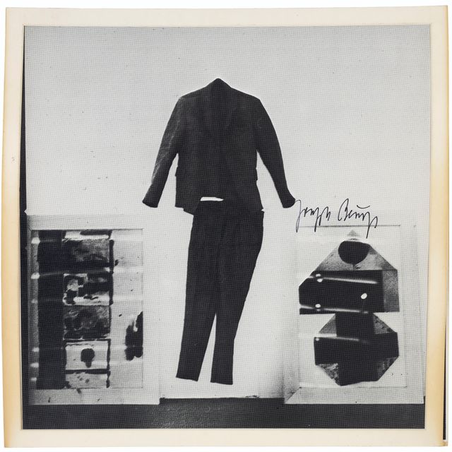Joseph Beuys — Без названия, из 3-тонного издания