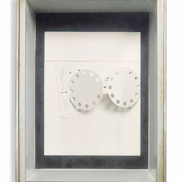 Marcel Duchamp — Часы в профиле