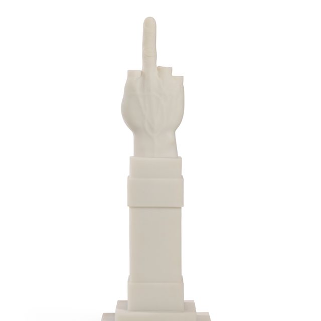 Maurizio Cattelan — Л.О.В.Е.