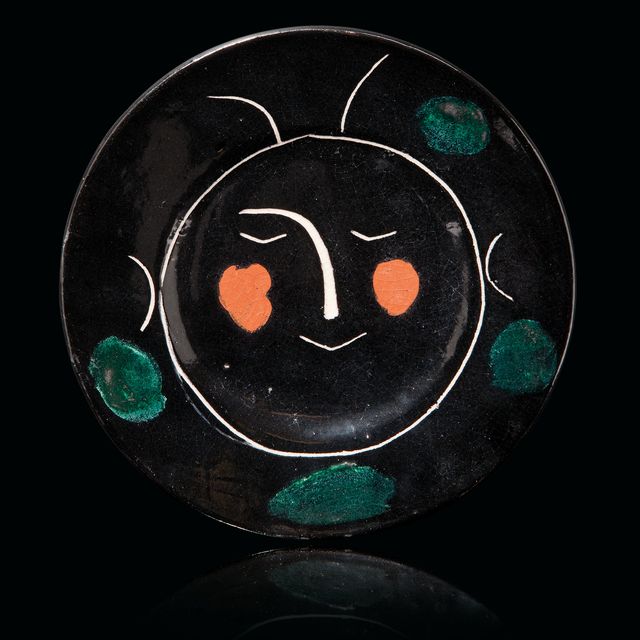 Pablo Picasso — Черный служебный костюм (A.R. 42)