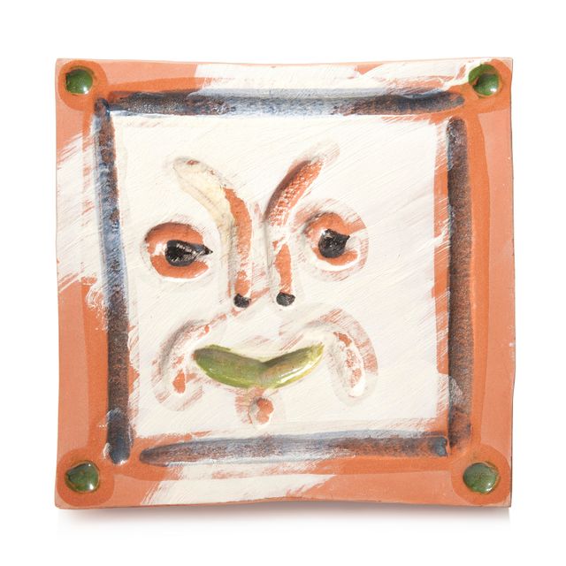 Pablo Picasso — Маскарадный костюм (A.R. 560)