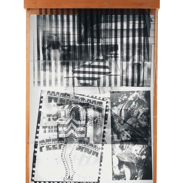 Robert Rauschenberg — Рогатки с подсветкой №8, в черном состоянии