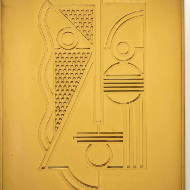 Roy Lichtenstein — Современный рельеф головы