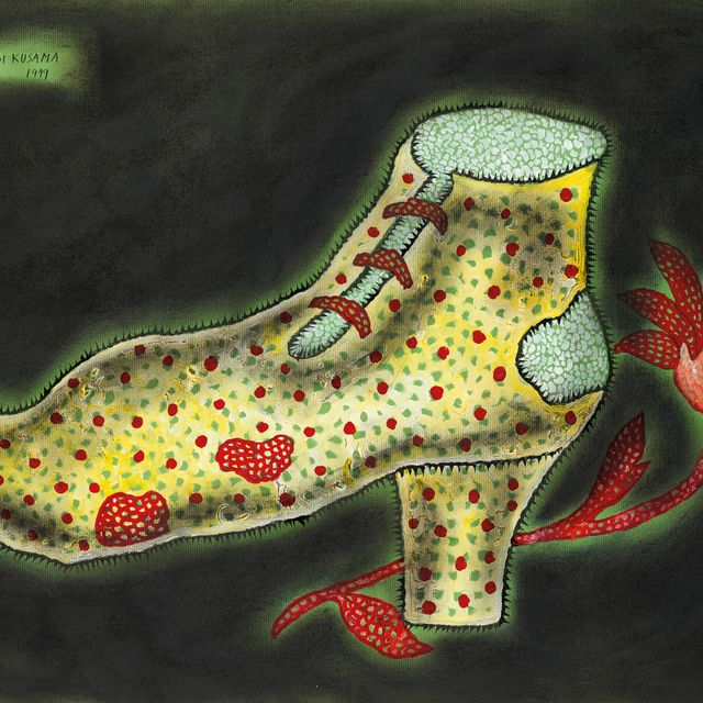 Yayoi Kusama — Красный цветок и туфелька