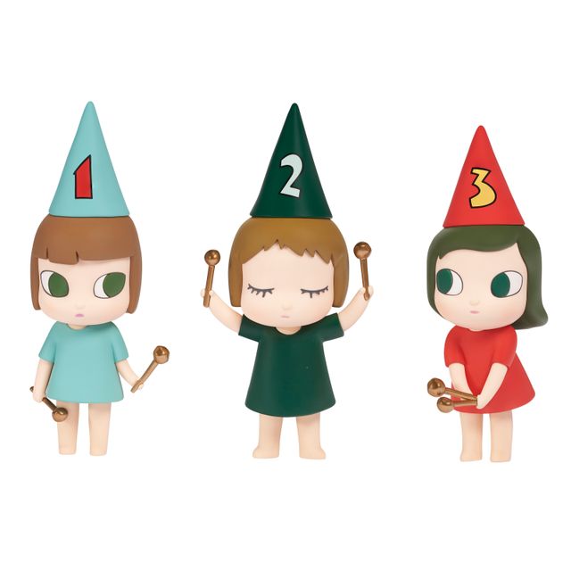 Yoshitomo Nara — 123 Девушки, играющие на барабанах
